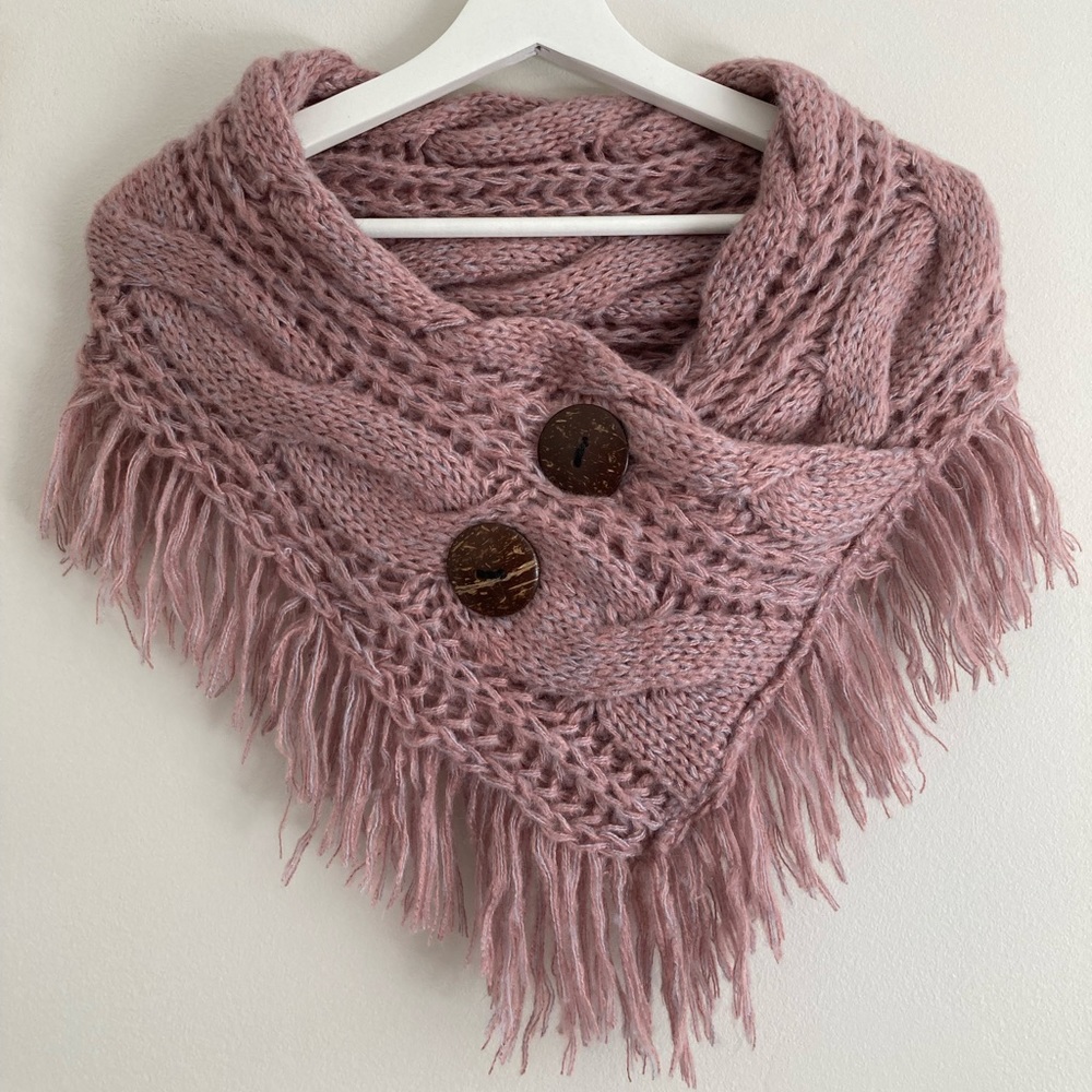 NWOT Pink Off-The-Shoulder Knit Scarf